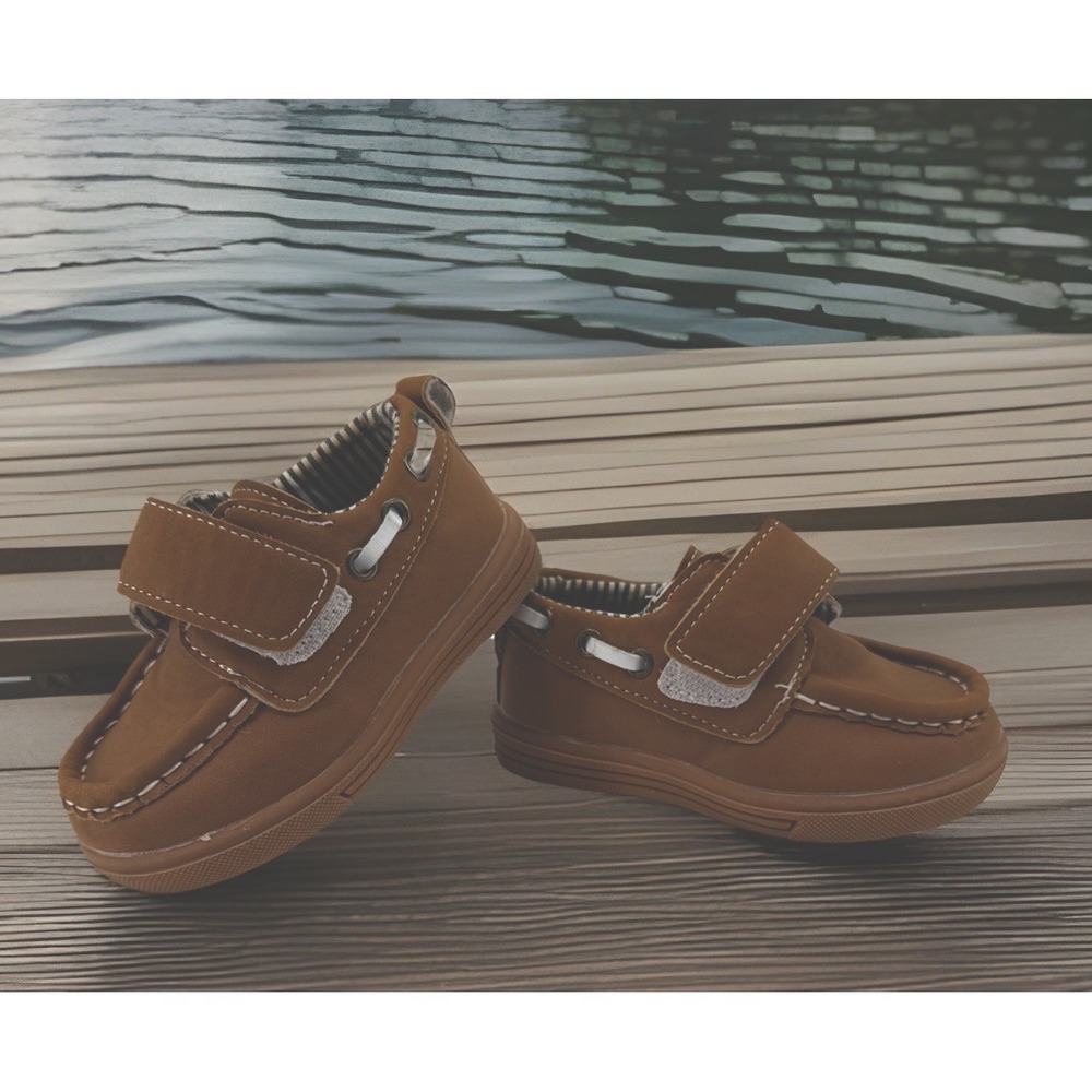 Toddler Boys Boat Shoes Size 4
